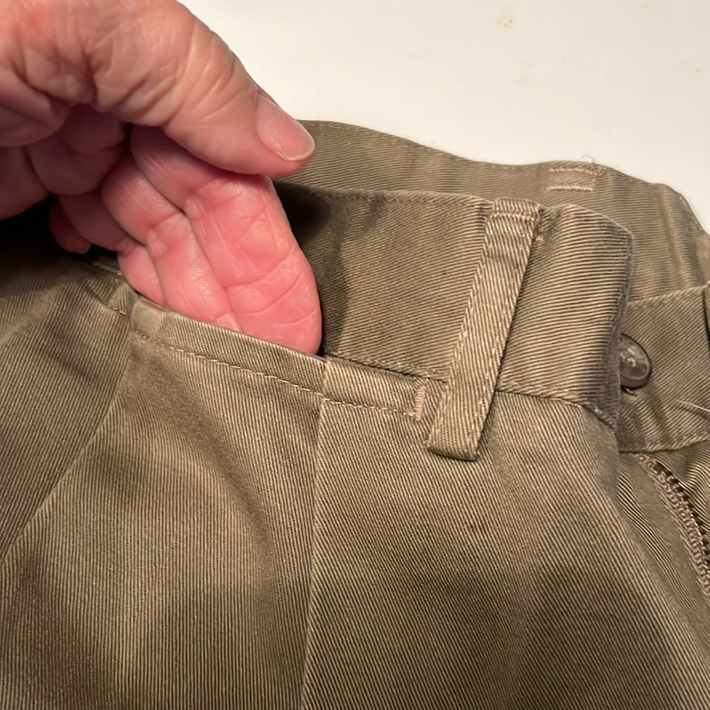 Facconable Pleated Front, Cuffed, Cotton Pants 33… - image 3